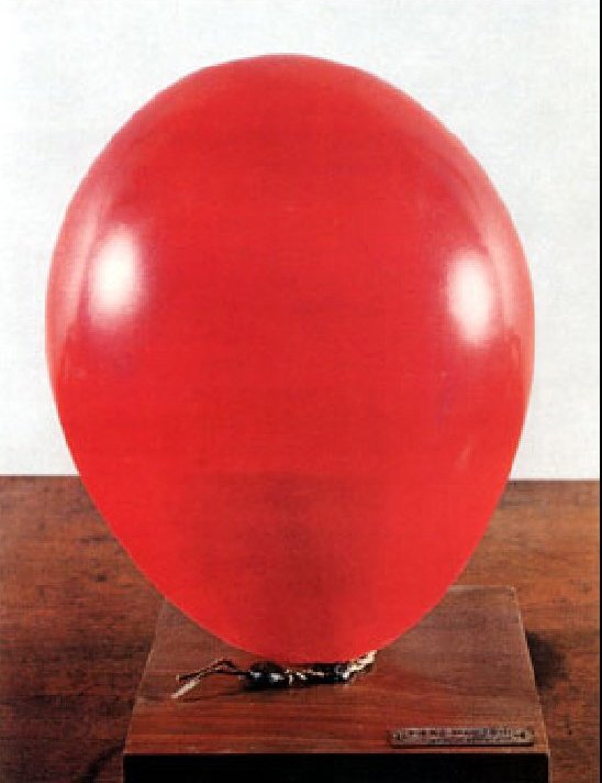 Opera “Fiato d’artista” di Piero Manzoni (1960), esempio di provocazione dell’arte concettuale